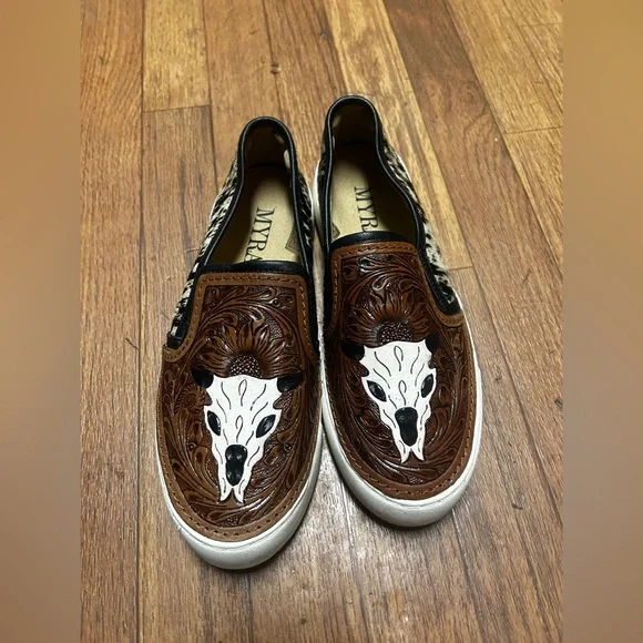 Skeleton Loafers - Tan and White WILDE Chestnut Brown & White Leather Penny Loafer For Men  main image 2